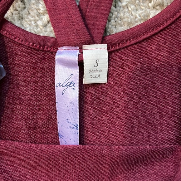 Francesca’s dress - Picture 2 of 3